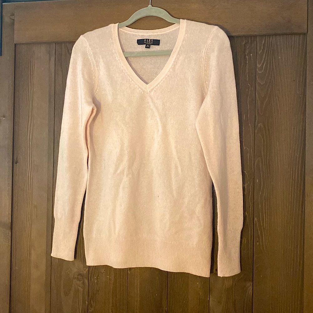 Cashmere pink sweater ALEX MARIE S-M